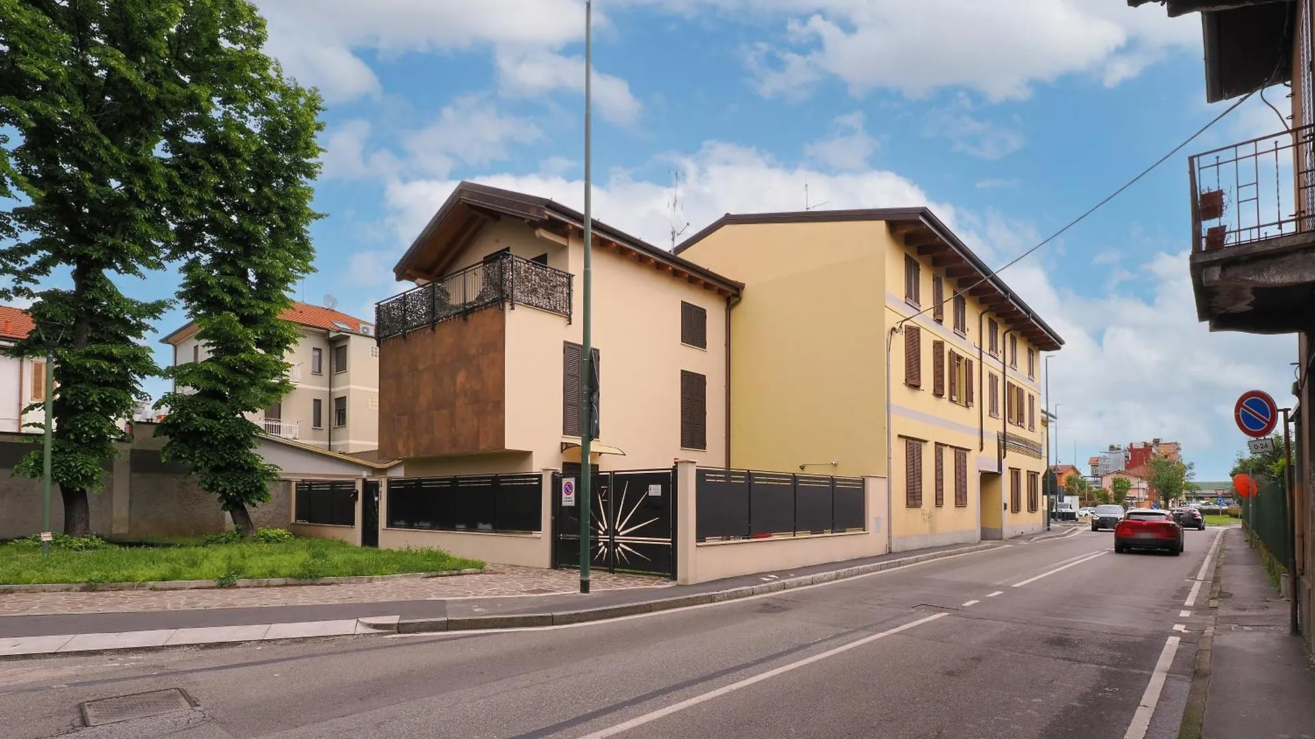 Primopiano - Di Vittorio Daire Sesto San Giovanni 0*,  İtalya
